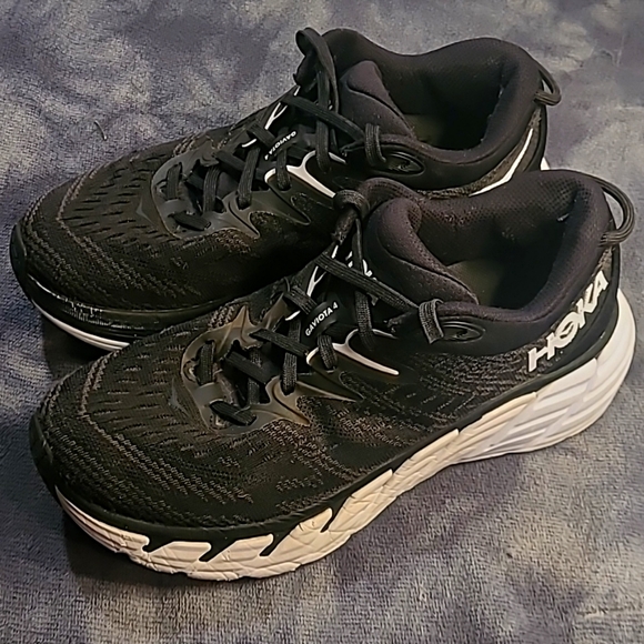 Hoka One One Gaviota 4 Black White Athletic Running Shoes Women'sSize 8B